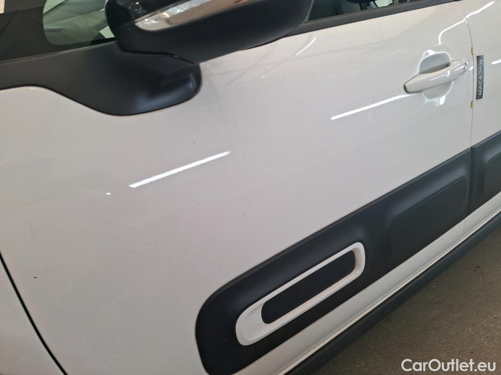  Citroen  C3  Société Feel 1.5 BlueHDI 100CV BVM6 E6dT #1