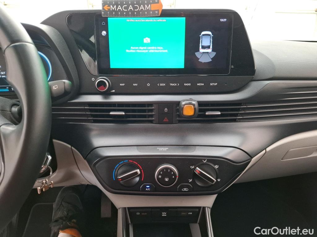  Hyundai  i20 HYUNDAI  / 2020 / 5P / Berline 1.0 T-GDI 100 HYBRID 48V Business DCT-7 #28
