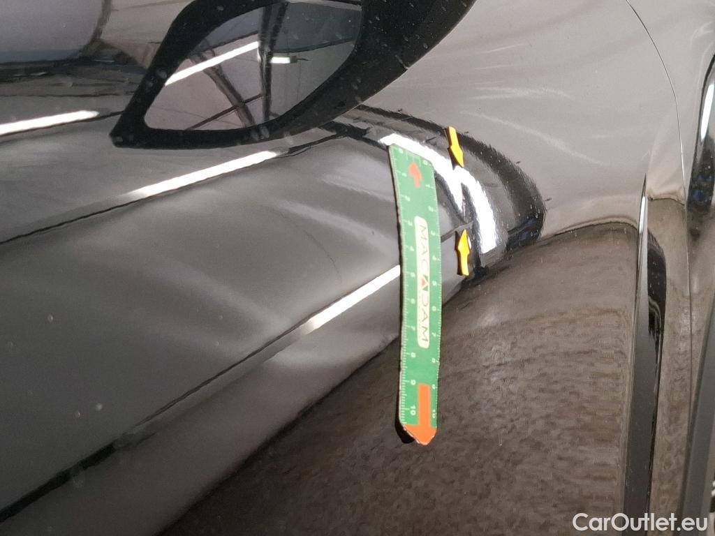  Citroen  C4 CITROEN  X / 2022 / 4P / Berline PureTech 130 S&S EAT8 Feel Pack #9