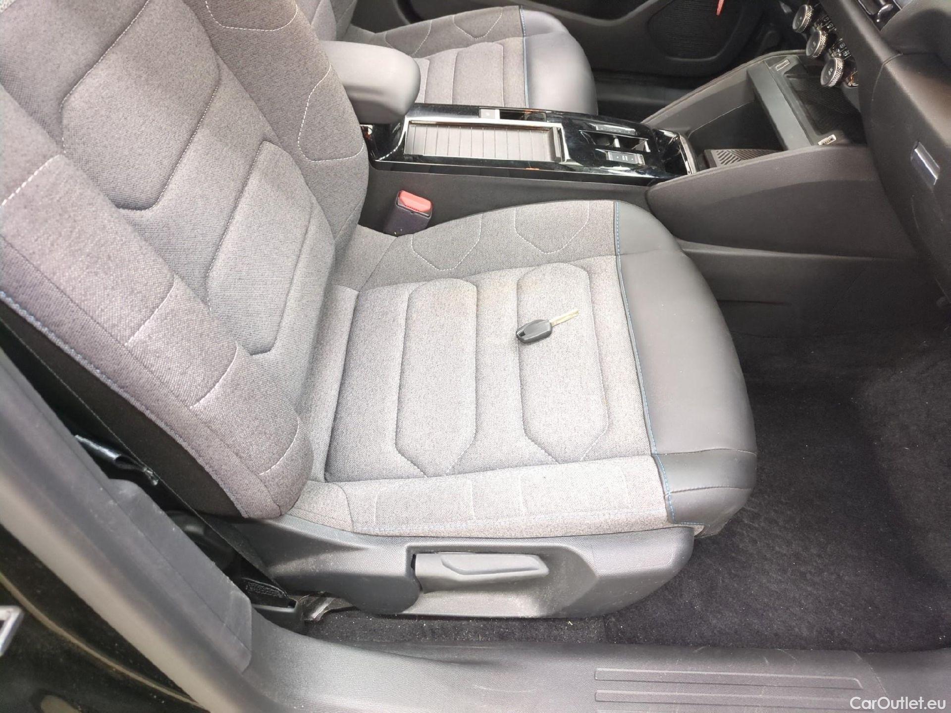  Citroen  C4  X Feel Pack 1.2 PureTech 130CV BVA8 6E #12