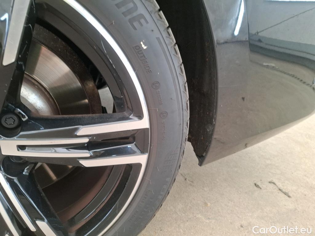 Bmw  Serie 3 BMW Série 3 Touring / 2022 / 5P / Break 320e 204ch M Sport BVA8 Hybride LOT BMW #9