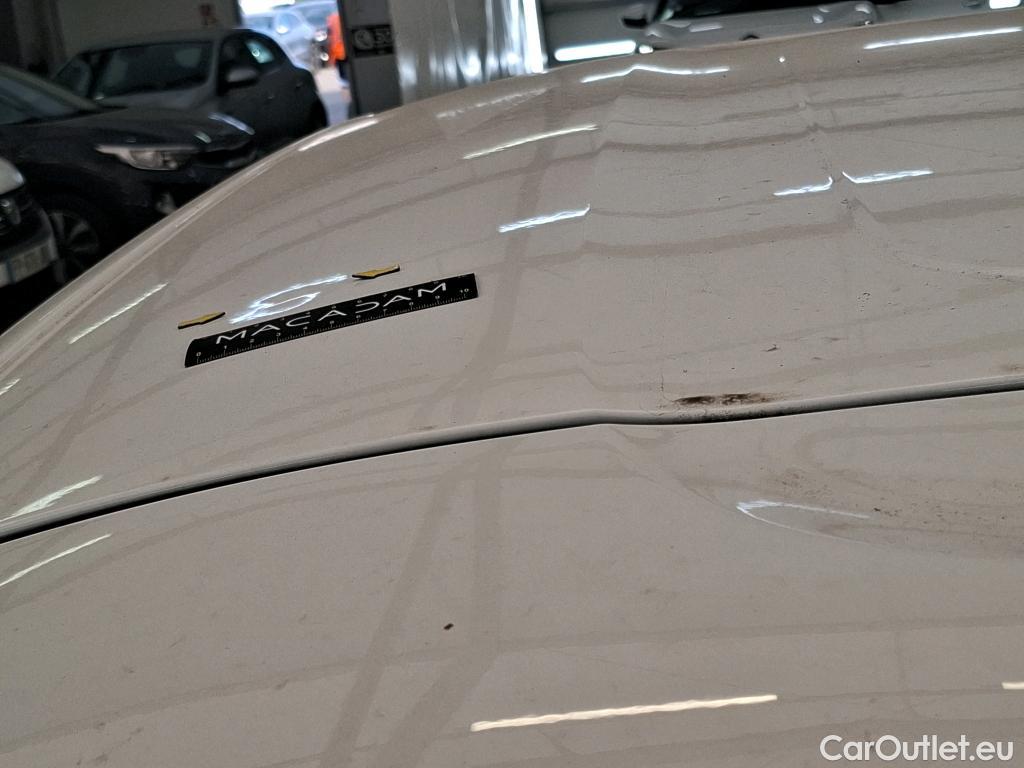  Citroen  C3  Société Feel 1.5 BlueHDI 100CV BVM6 E6dT #4