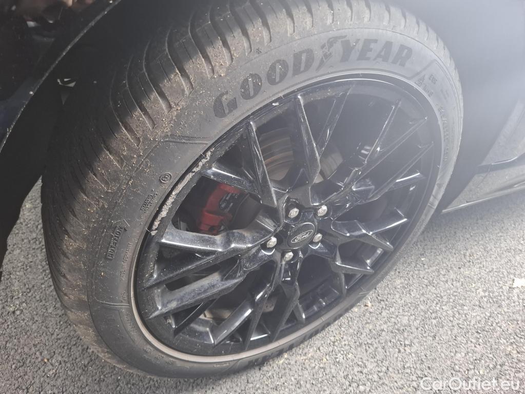  Ford  Kuga FORD  / 2019 / 5P / SUV 2.5 Dur 225 hybrid PHEV Pshift ST-Line X #4