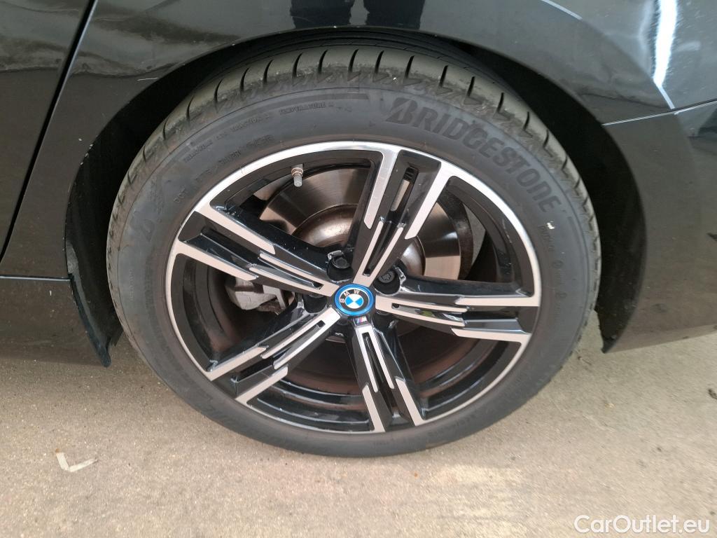  Bmw  Serie 3 BMW Série 3 Touring / 2022 / 5P / Break 320e 204ch M Sport BVA8 Hybride LOT BMW #7