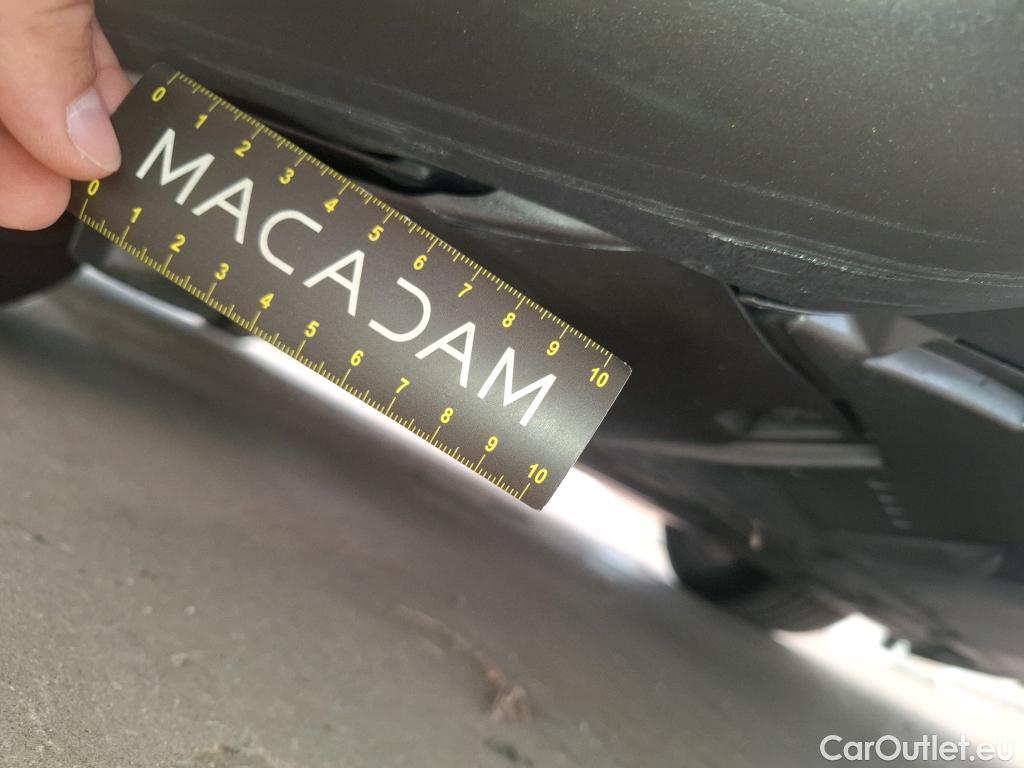  Mercedes  A-Klasse MERCEDES-BENZ Classe A Compact / 2022 / 5P / Berline A 200 AMG Line 7G-DCT #7