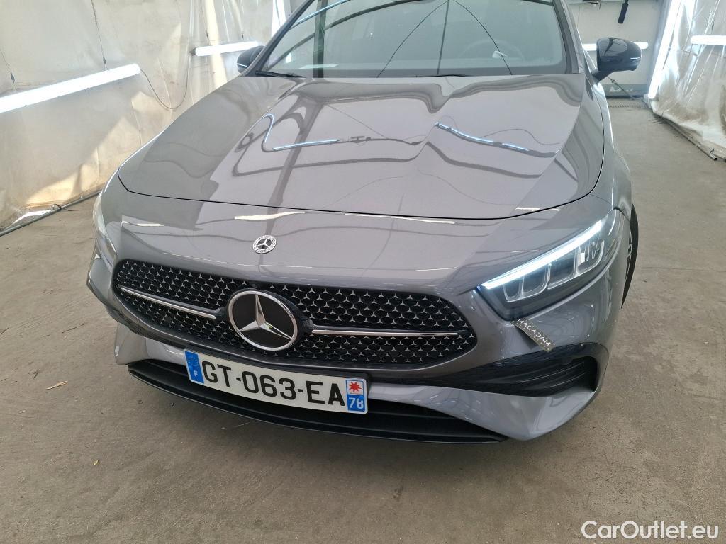  Mercedes  A-Klasse MERCEDES-BENZ Classe A Compact / 2022 / 5P / Berline A 200 AMG Line 7G-DCT #1