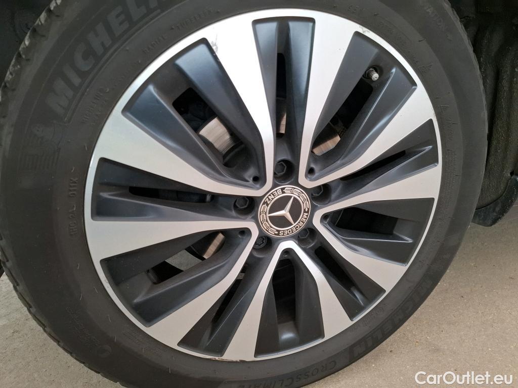  Mercedes  B-Klasse MERCEDES-BENZ Classe B / 2019 / 5P / monospace B 200 d Business Line Edition BA8 #48