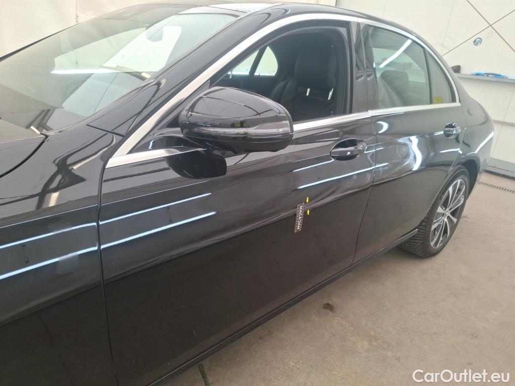  Mercedes  E-Klasse MERCEDES-BENZ Classe E Berline / 2020 / 4P / Berline 2.0 E 300 E AVANTGARDE LINE AUTO #15