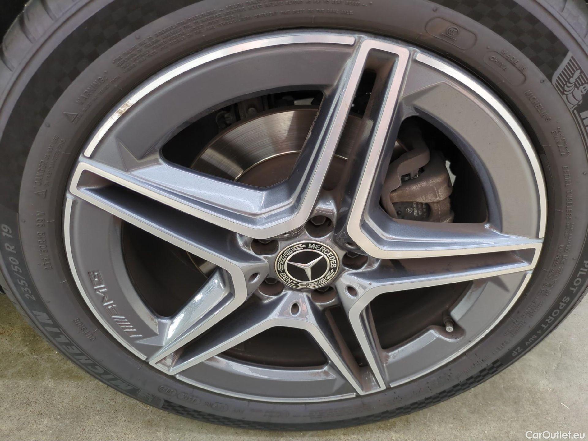 Mercedes  GLB MERCEDES-BENZ  / 2019 / 5P / SUV  200 d AMG Line #6