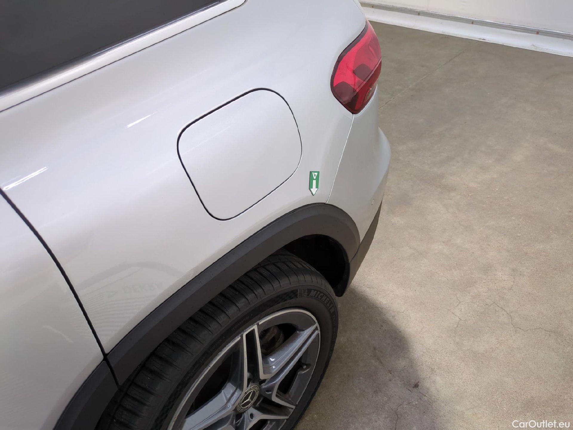  Mercedes  GLB MERCEDES-BENZ  / 2019 / 5P / SUV  200 d AMG Line #26