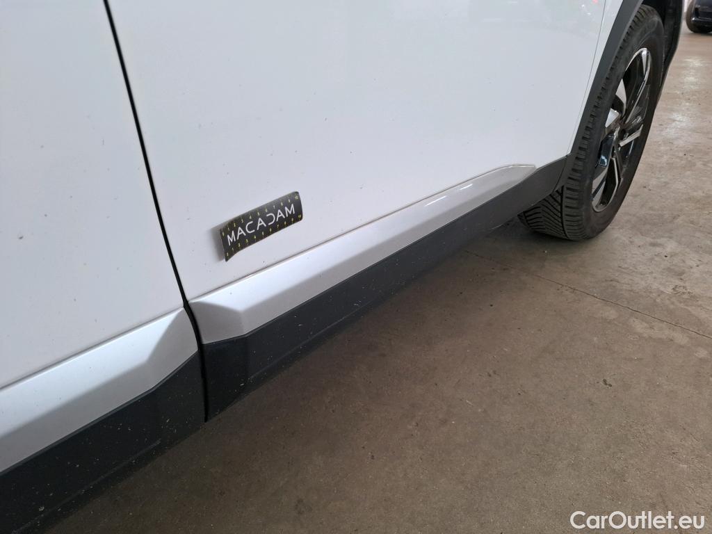  Peugeot  2008  Allure 1.2 PureTech 130CV BVA8 E6d #25