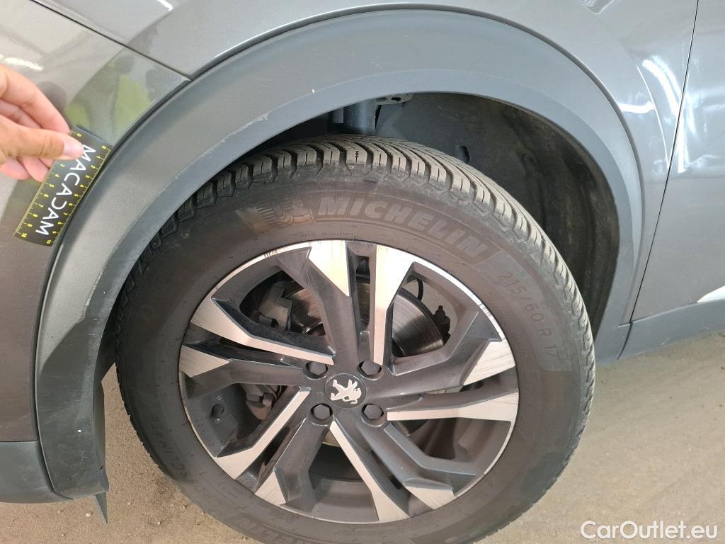  Peugeot  2008  Allure Business 1.5 HDi 130CV BVA8 E6d #28