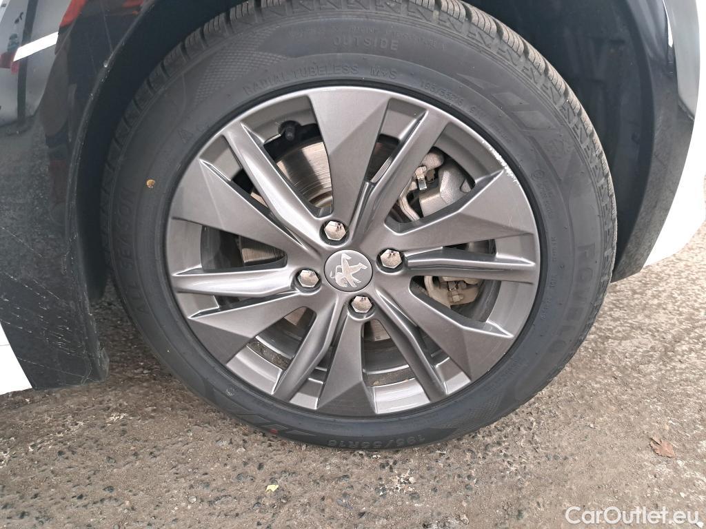  Peugeot  208  (e-) Style 50kWh BVA #10