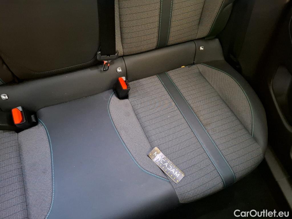  Peugeot  2008  Allure 1.2 PureTech 130CV BVA8 E6d #19