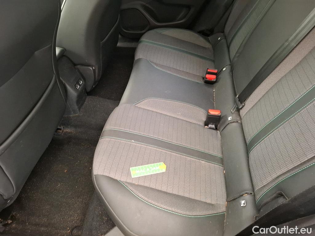  Peugeot  2008  Allure Business 1.5 HDi 130CV BVA8 E6d #45