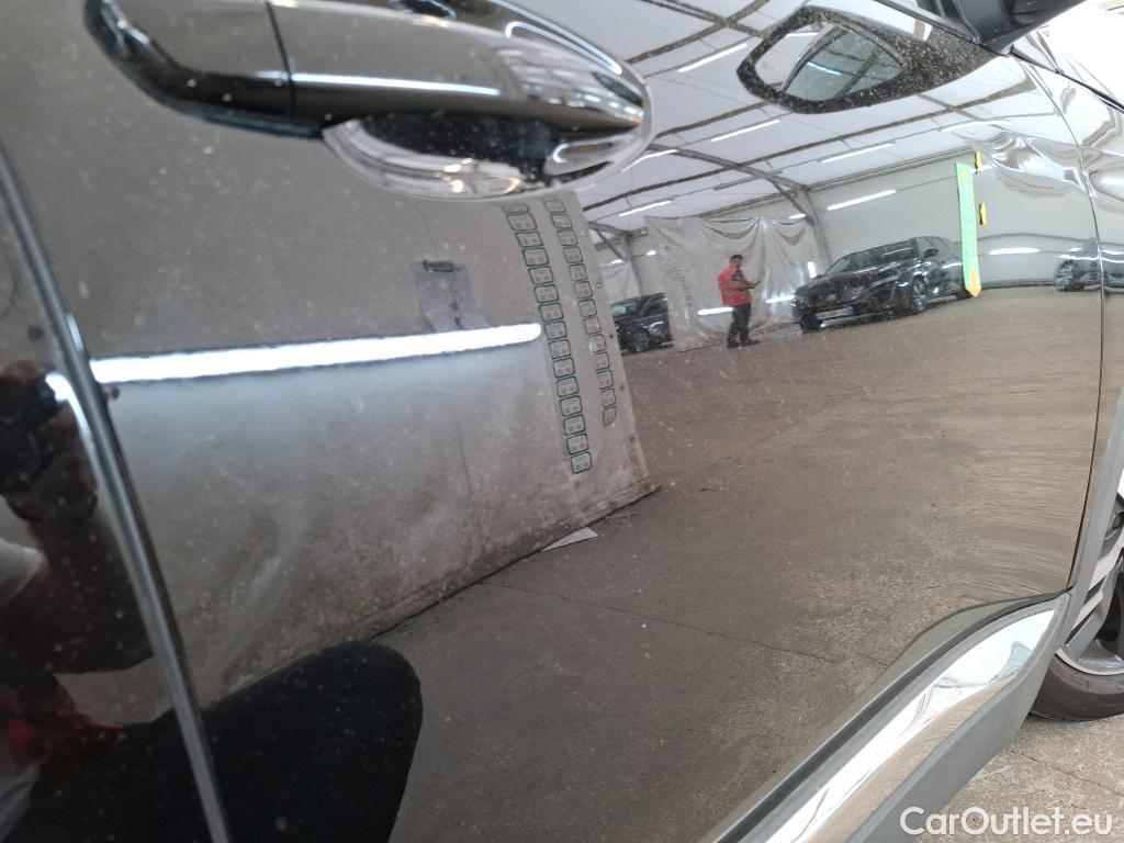  Peugeot  3008  II Allure 1.5 HDi 130CV BVA8 E6d #10