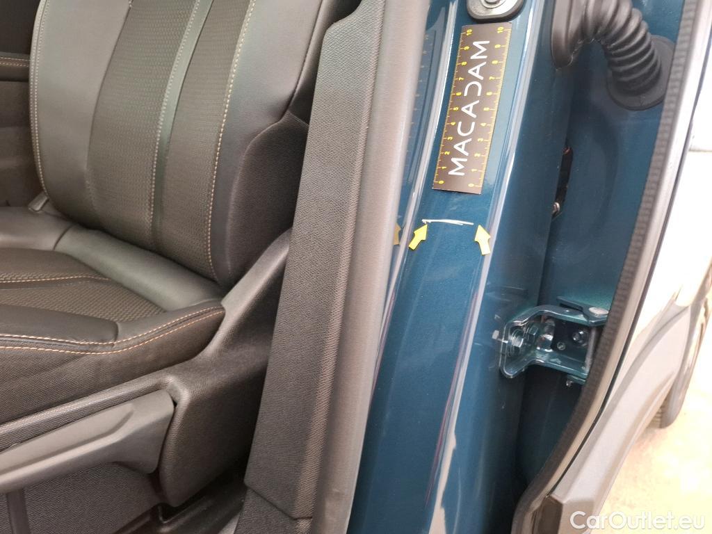  Peugeot  3008  GT 1.5 HDi 130CV BVA8 E6d #3