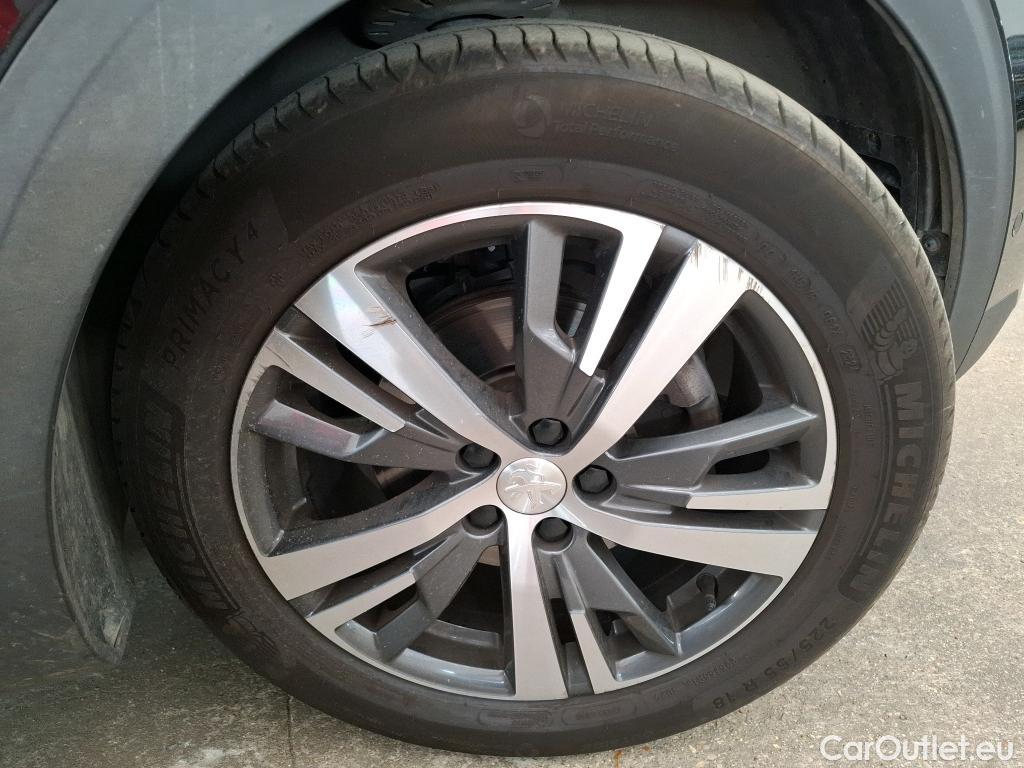  Peugeot  3008  II Allure 1.5 HDi 130CV BVA8 E6d #4