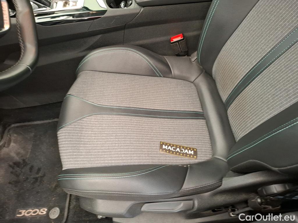  Peugeot  3008  II Allure 1.5 HDi 130CV BVA8 E6d #1