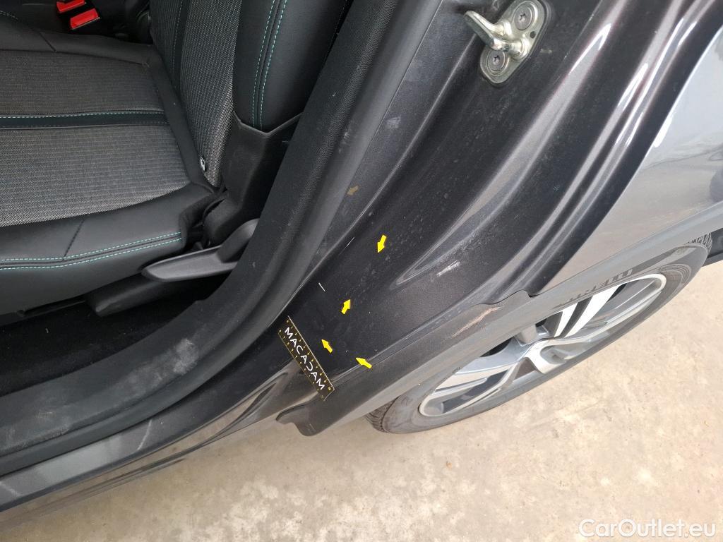  Peugeot  5008  Allure Pack 1.2 PureTech 130CV BVA8 7 Sieges E6d #1