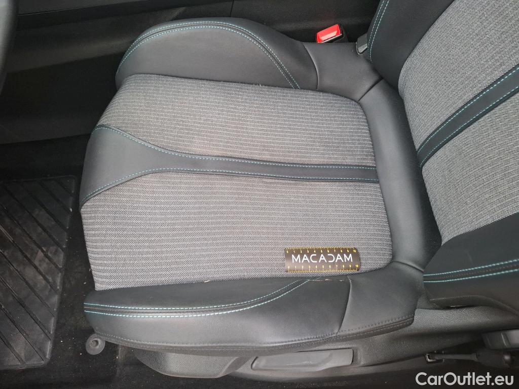  Peugeot  5008  Allure Pack 1.2 PureTech 130CV BVA8 7 Sieges E6d #14
