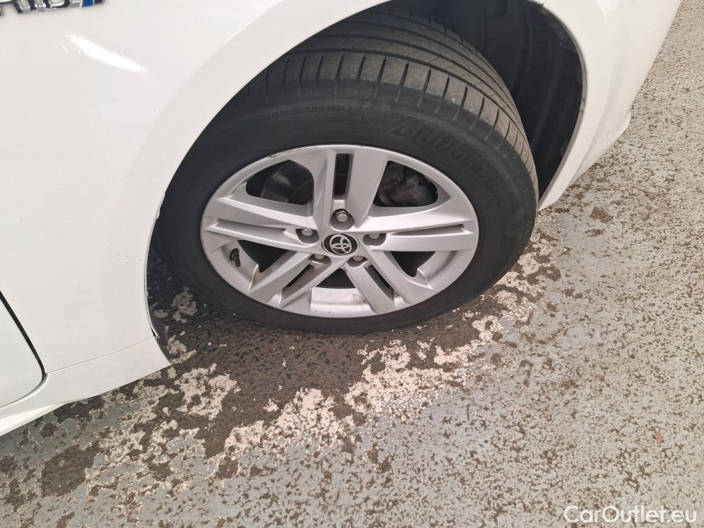  Toyota  Corolla TOYOTA  / 2018 / 5P / Berline Hybride 122h Dynamic Business #21