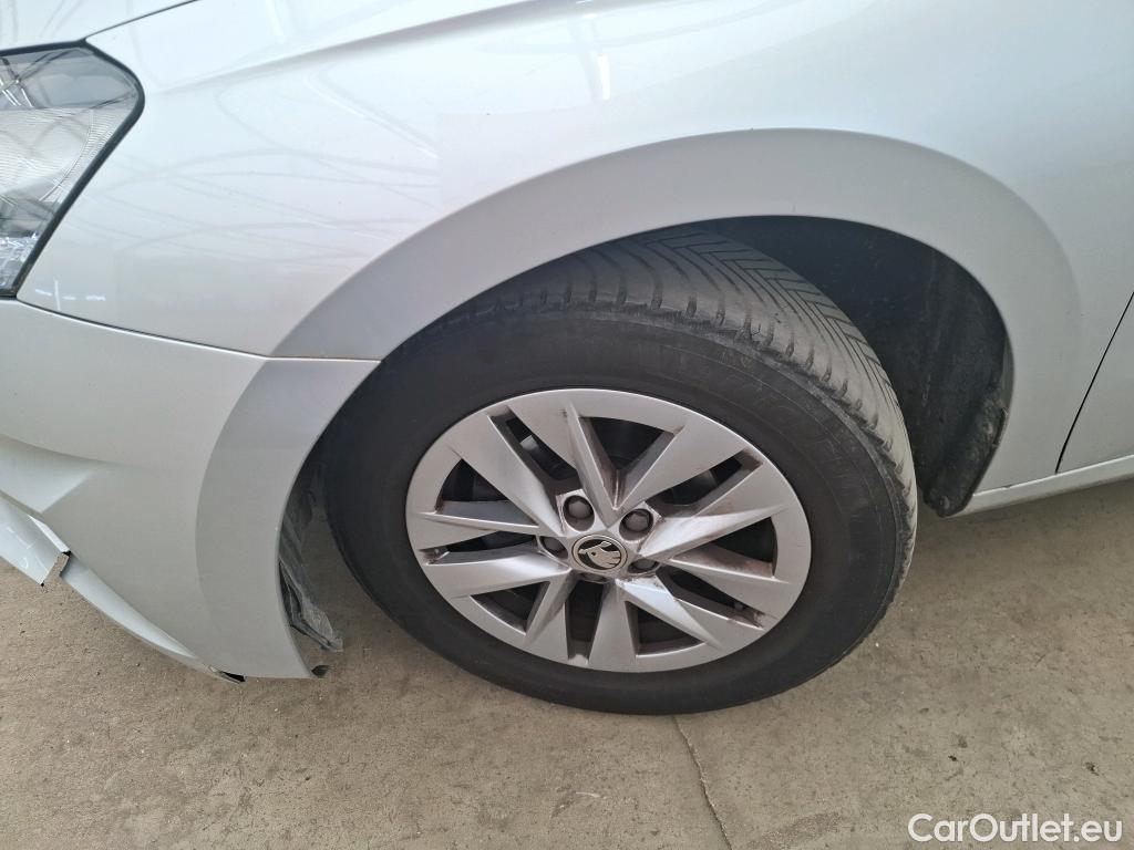  Skoda  Fabia  Ambition 1.0 TSI 95CV BVM5 E6d #23