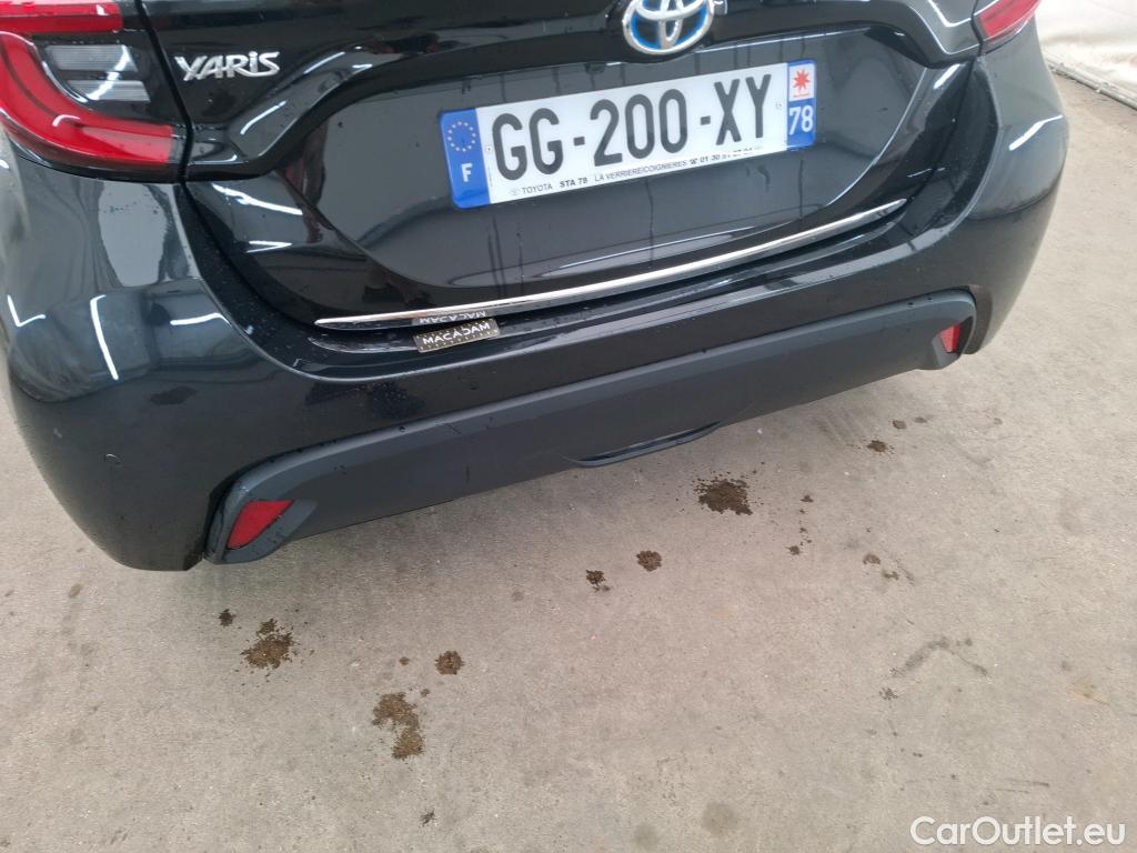  Toyota  Yaris TOYOTA  Hybride / 2019 / 5P / Berline Hybride 116h Dynamic Business Beyond Zer #17