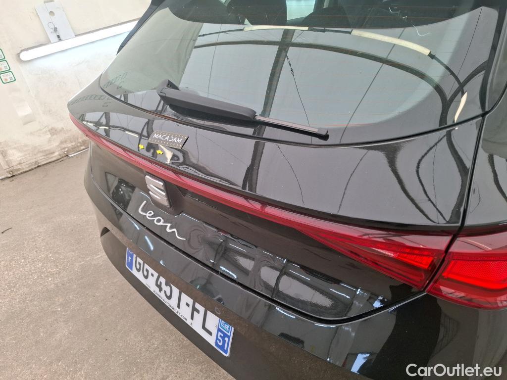  Seat  Leon SEAT  / 2020 / 5P / Berline 1.0 eTSI 110 DSG S&S Style Business #22
