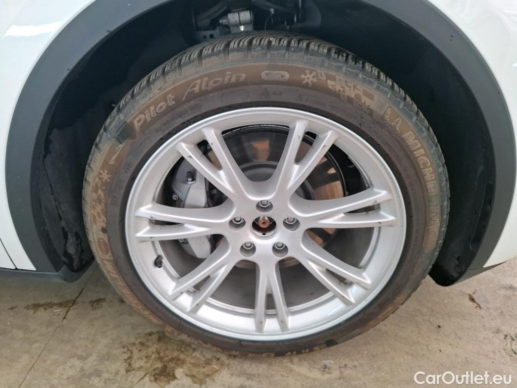  Tesla  Model Y TESLA  / 2020 / 5P / SUV Grand Autonomie Dual Motor AWD #14