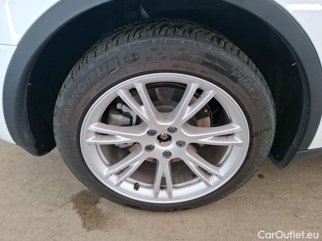  Tesla  Model Y TESLA  / 2020 / 5P / SUV Grand Autonomie Dual Motor AWD #10