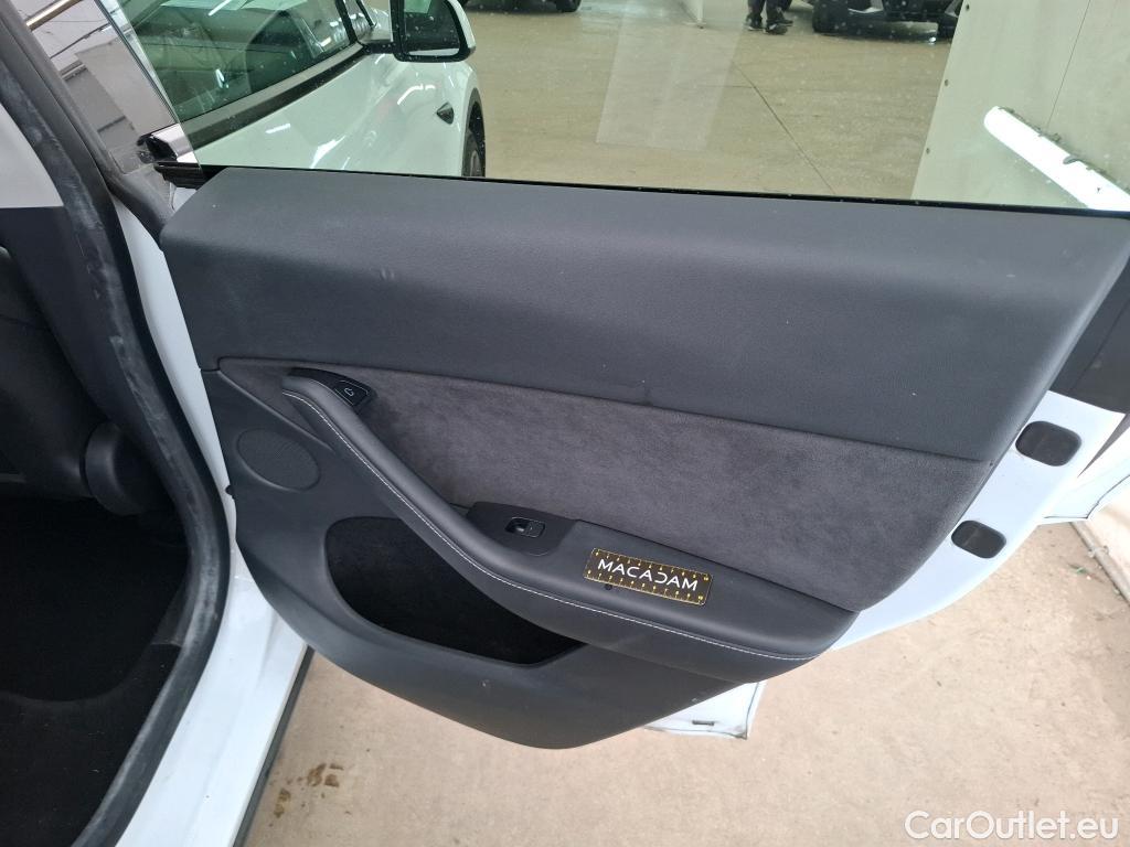  Tesla  Model Y TESLA  / 2020 / 5P / SUV Grand Autonomie Dual Motor AWD #18
