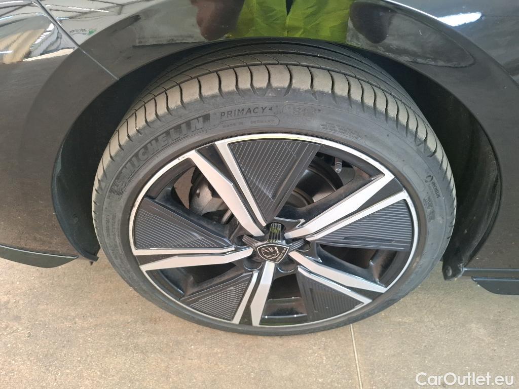  Peugeot  308  GT 1.2 PureTech 130CV BVA8 E6d #9