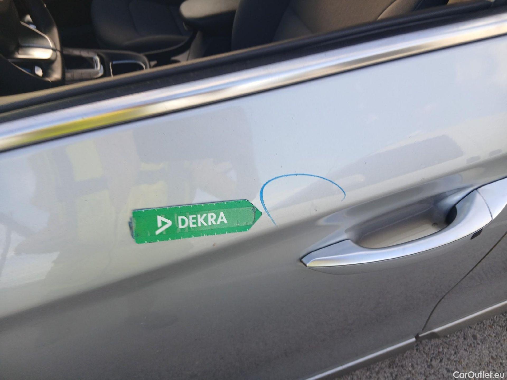  Hyundai   Ioniq HYUNDAI / 2019 / 5P / berlina con portón 1.6 GDI HEV Tecno DCT #9