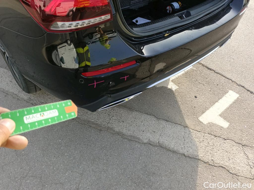  Mercedes  A-Klasse MERCEDES-BENZ Clase A / 2018 / 4P / sedán Sedán A 250 e #3