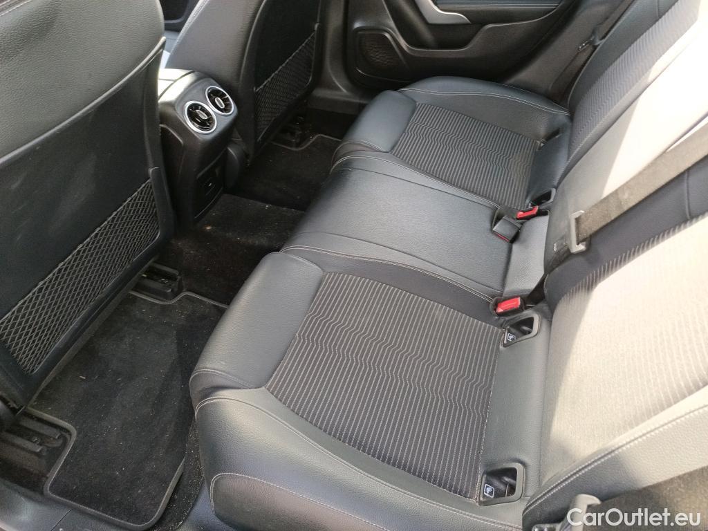  Mercedes  A-Klasse MERCEDES-BENZ Clase A / 2018 / 4P / sedán Sedán A 250 e #15