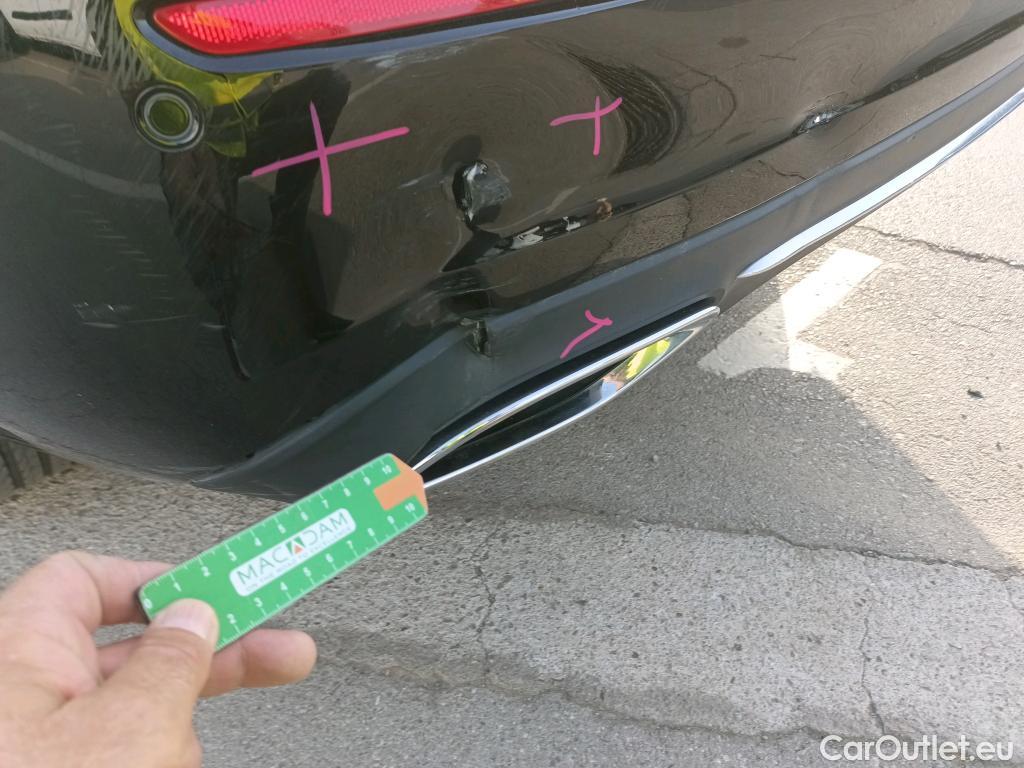 Mercedes  A-Klasse MERCEDES-BENZ Clase A / 2018 / 4P / sedán Sedán A 250 e #17