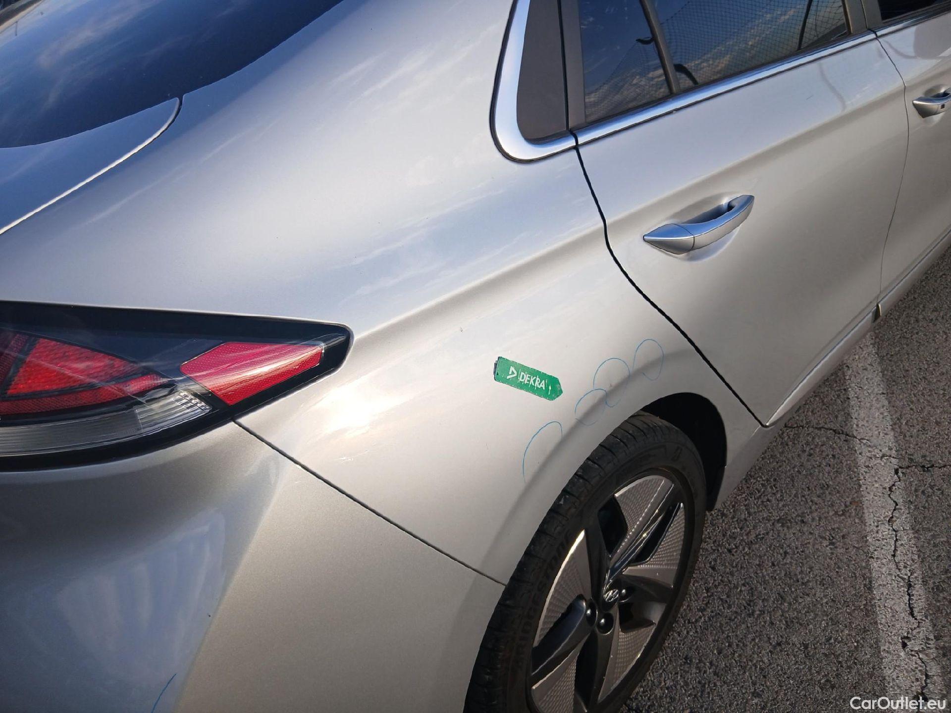  Hyundai   Ioniq HYUNDAI / 2019 / 5P / berlina con portón 1.6 GDI HEV Tecno DCT #20