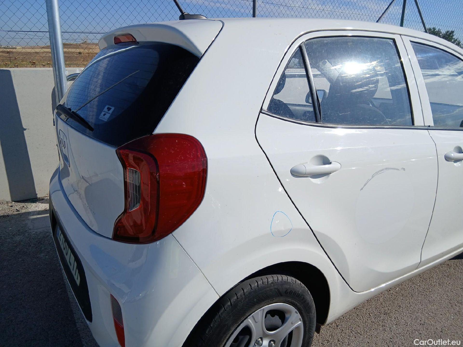  KIA  Picanto KIA  / 2020 / 5P / berlina con portón 1.0 DPi 49kW (67CV) Concept #29