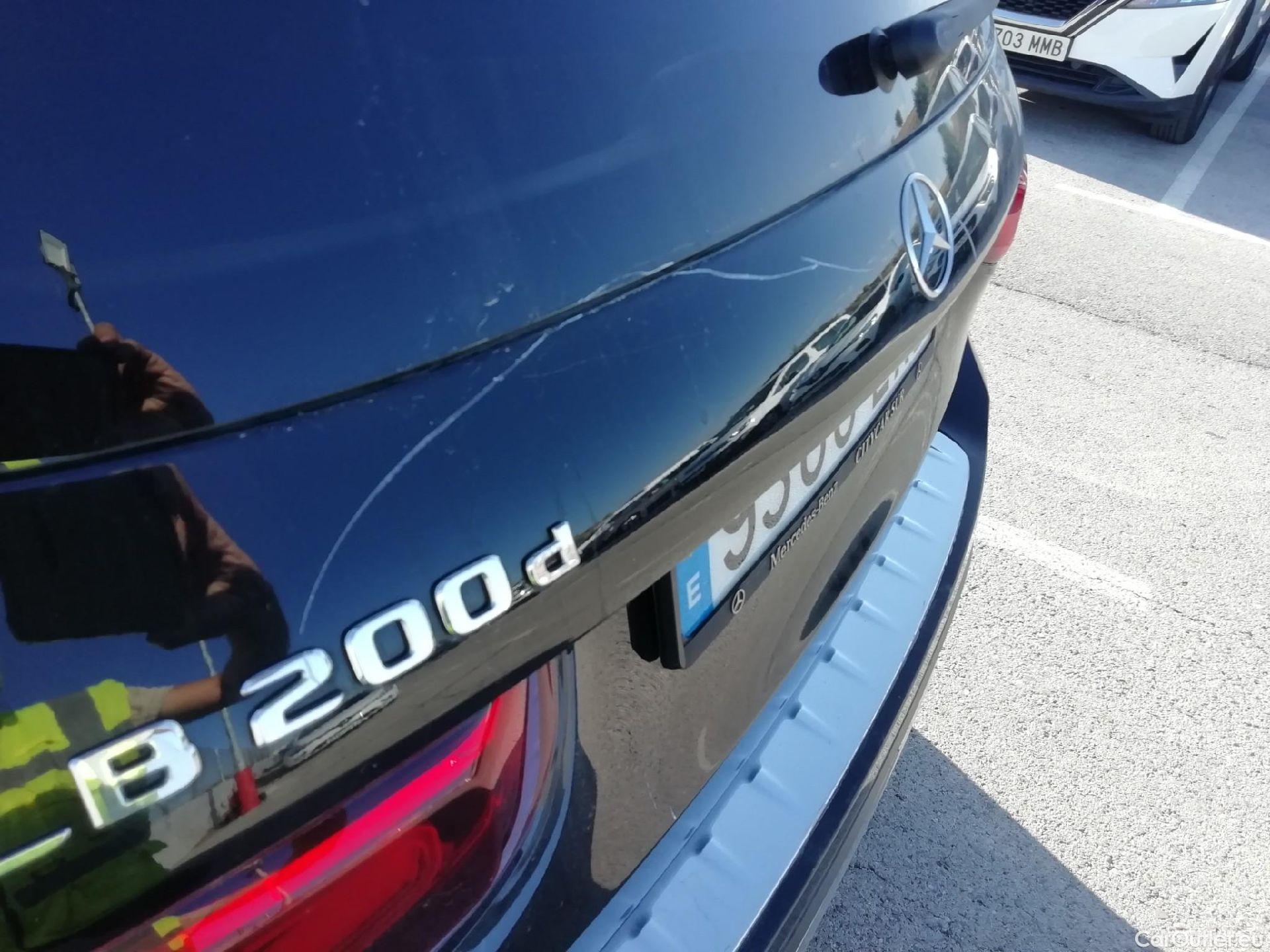  Mercedes  GLB MERCEDES-BENZ  / 2019 / 5P / todoterreno 2.0  200 D DCT 110KW (150CV) #24
