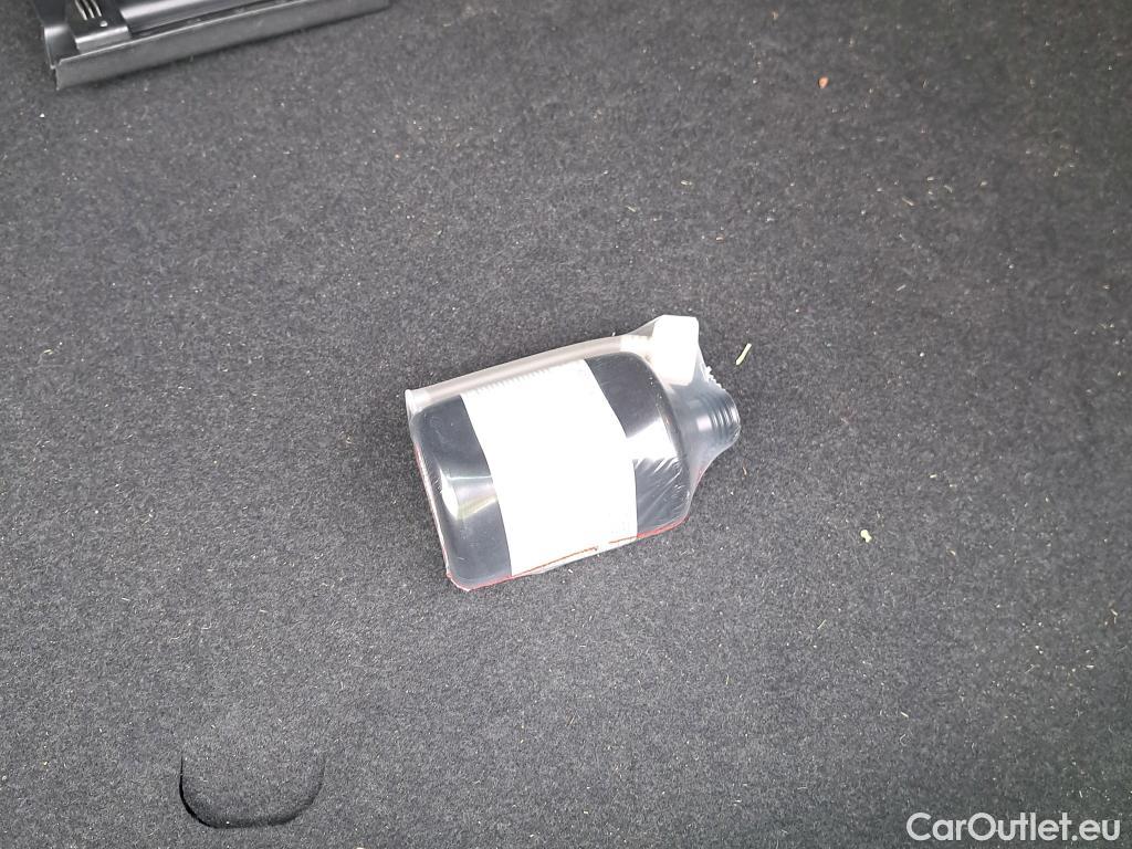  Volkswagen  Tiguan VOLKSWAGEN  / 2020 / 5P / todoterreno Life 2.0 TDI 110kW (150CV) DSG (AC2) #10