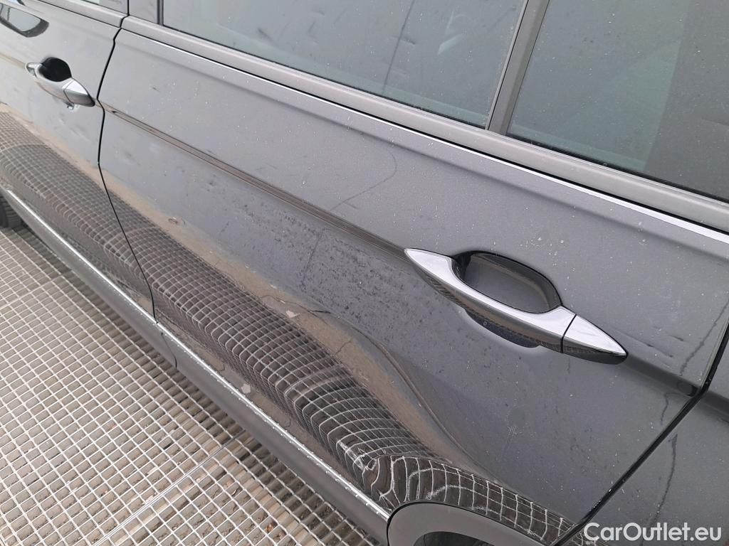  Volkswagen  Tiguan VOLKSWAGEN  / 2020 / 5P / todoterreno Life 2.0 TDI 110kW (150CV) DSG (AC2) #11