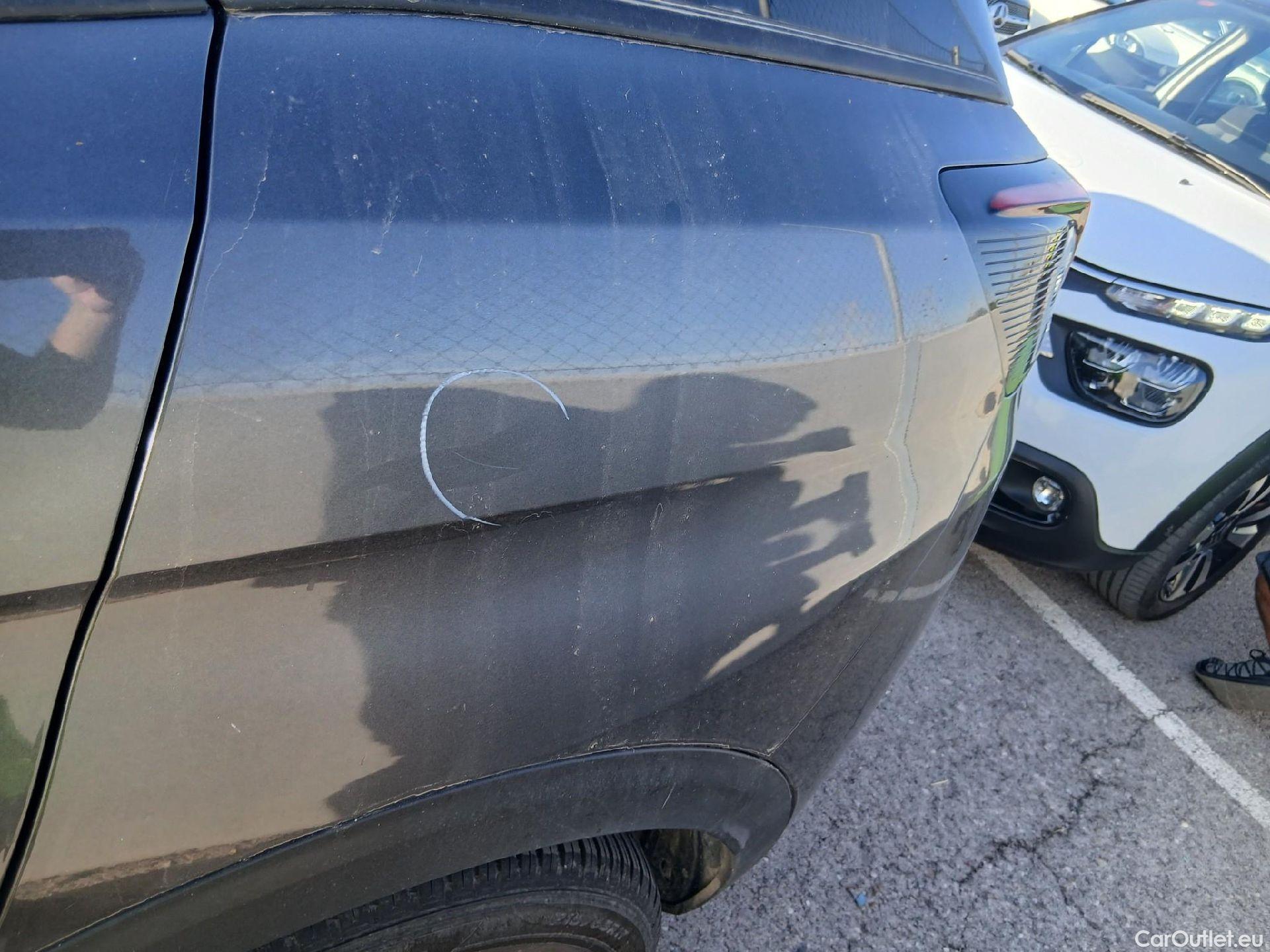  Peugeot  3008 PEUGEOT  / 2020 / 5P / todoterreno 1.5 BlueHDi 96kW (130CV) S&S Active Pack (AC3) #13