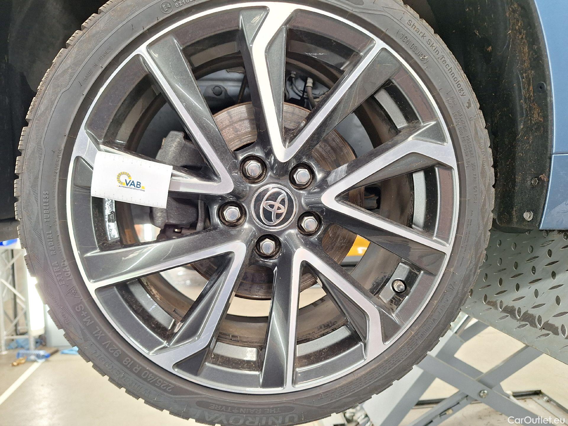  Toyota  Corolla Toyota,  '19, Toyota  2.0 Hybrid Premium e-CVT 5d #27