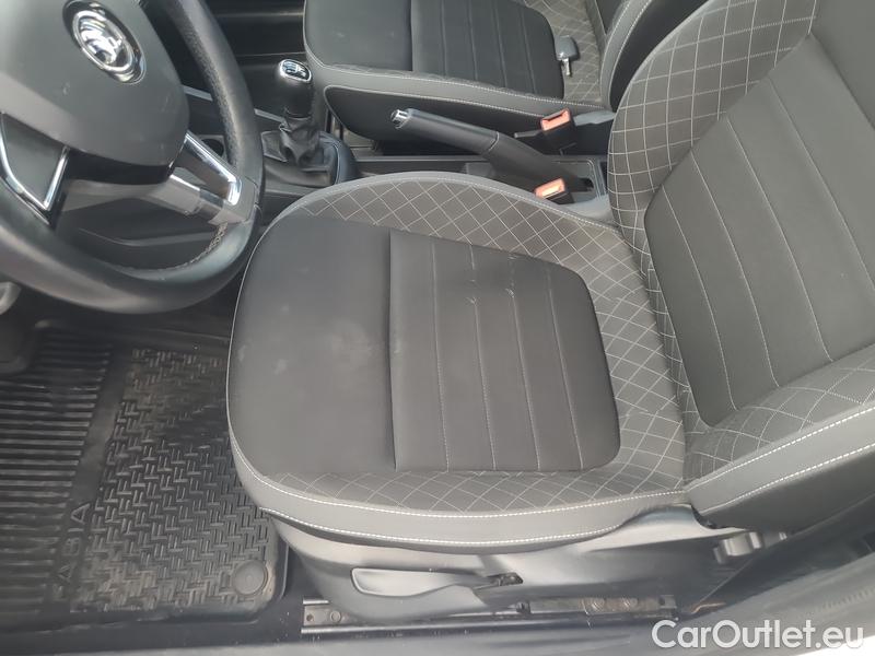  Skoda  Fabia  Combi (2007)  Com 1.0TSI 81 Ambition #25