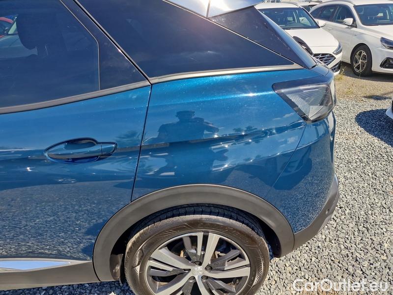  Peugeot  3008  (2016)  1.5bHDi 130 Allure #26