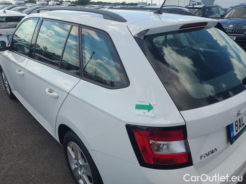  Skoda  Fabia  Combi (2007)  Com 1.0TSI 81 Ambition #8