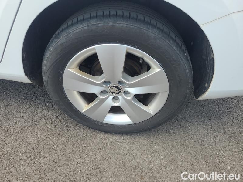  Skoda  Fabia  Combi (2007)  Com 1.0TSI 81 Ambition #7