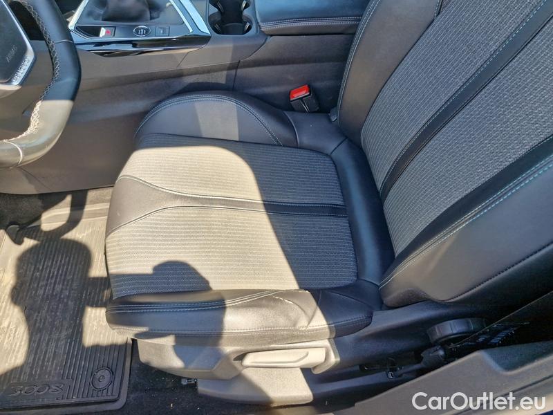  Peugeot  3008  (2016)  1.5bHDi 130 Allure #12