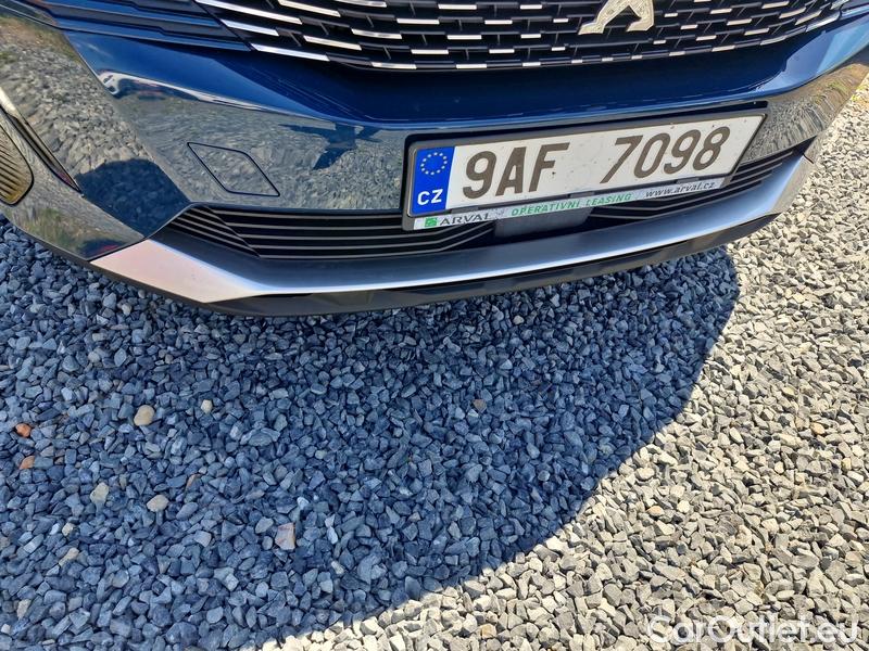  Peugeot  3008  (2016)  1.5bHDi 130 Allure #3